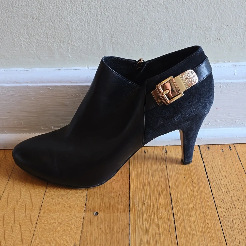 Vince Camuto, Velino Black Ankle Boots, Leather, EUC, Women's 10 - Picture 8 of 16